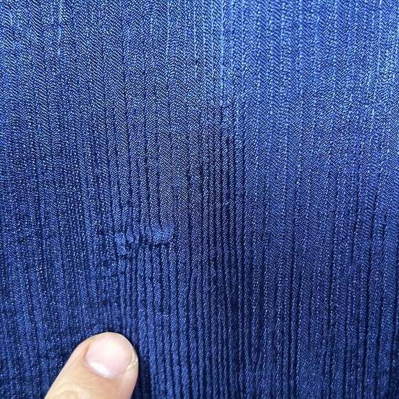 Massimo Dutti Parliament Blue Crinkle Long Sleeve button down shirt size US 10 - Picture 12 of 13